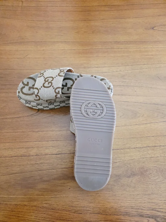 Gucci Brown GG Logo Sandals - Picture 10 of 10